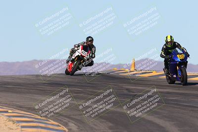 media/Jan-10-2025-CVMA Friday Practice (Fri) [[489e0da257]]/Group 4 and Trackday/Session 3 (Turns 9 and 10)/